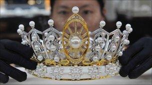 A $620,000 tiara on display in a Beijing jewellery store