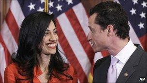 Anthony Weiner speaking to his wife, Huma Abedin