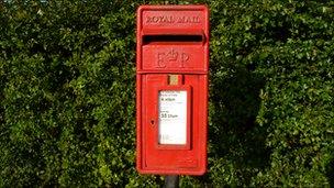 Post-box on the A16 near Sibsey, Boston