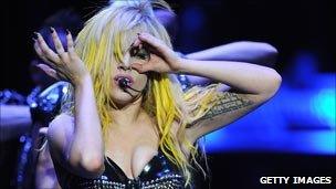 Lady Gaga doing her "owl eye" move