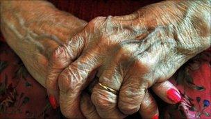 Hands of an elderly lady