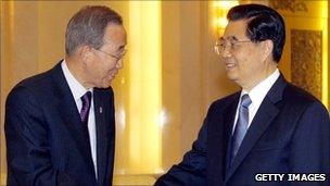 Ban Ki-moon and President Hu Jintao of China