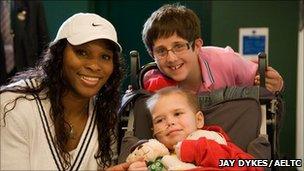 Serena Williams with Jack Marshall and his brother, Josh