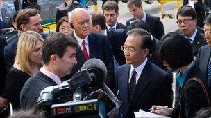 Robert Peston and Wen Jiabao