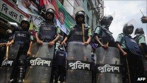 Police in Dhaka (June 2011)