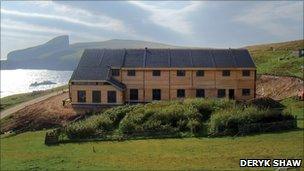 Fair Isle Bird Observatory [Pic: Deryk Shaw]