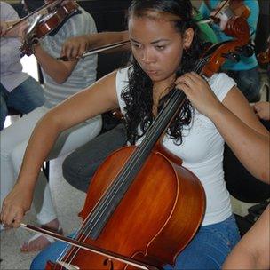 Women prisoners play cellos inside Venezuela's Coro prison