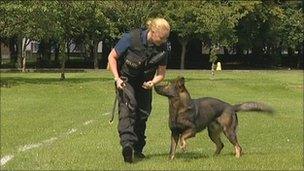 Pc Katie Jones with dog