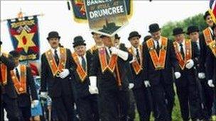 Orangemen march to Drumcree church