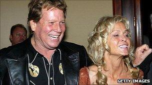 Ryan O'Neal and Farrah Fawcett in 2004