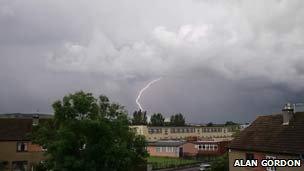 Lightning over Longstone, Edinburgh. Photo by Alan Gordon