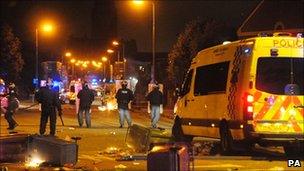 Police face rioters in Toxteth