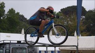 MAD Mountain Bikes Display Team