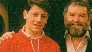 A young Ioan Gruffudd and Huw Ceredig, who played his father