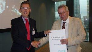 JOAC Chairman, Deputy Ian Gorst meeting Martin Bell, UNICEF’s Ambassador for Emergencies at a reception in London