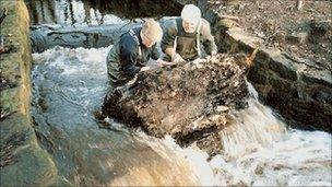 Friends of the River Yarrow in Lancashire