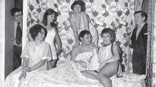 Cast of Move over Mrs Markham in the 1970s