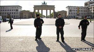 Police at the Brandenburg Gate, Berlin (file photo)