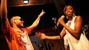 Estelle and Kano at the Jazz Cafe in 2007