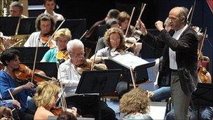 Ivan Fischer conducts the Budapest Festival Orchestra