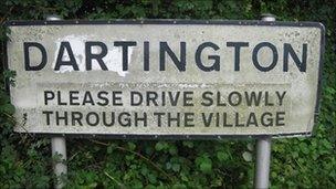 Dartington village sign