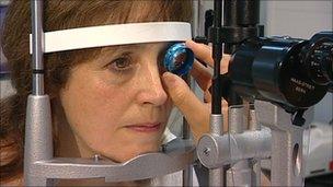 Julia Hawkins having her eyes tested