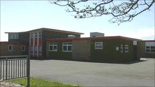 Ysgol Goronwy Owen