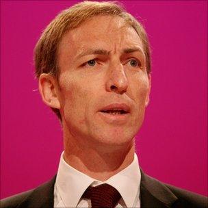 Jim Murphy speaking at the 2009 Labour Party Conference in Brighton