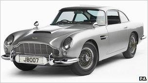 James Bond Aston Martin