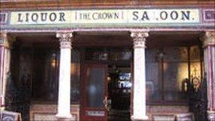 Crown Bar