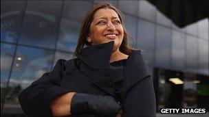 Zaha Hadid in front of Glasgow's Riverside Museum