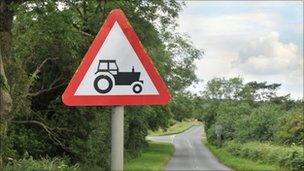 Tractor sign