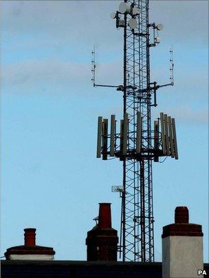 Mobile phone mast