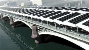 Image of solar panels on the Blackfriars bridge