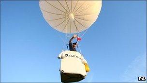 David Hempleman-Adams in a gas balloon in 2009