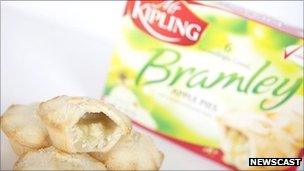 Mr Kipling Bramley apple pies