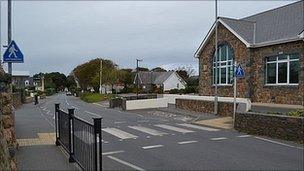 Pedestrian crossing near the Forest School