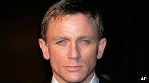 Daniel Craig