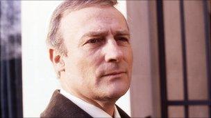 Edward Woodward