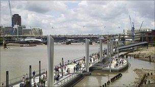 A computer-generated image of the walkways and floating barges spanning the north bank of the River Thames