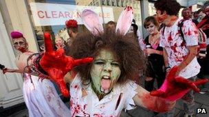 Brighton zombie walk