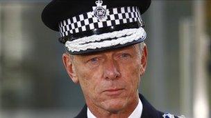 Bernard Hogan-Howe