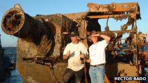 Hector Bado and Dr Mensun Bound celebrate the recovery of the Graf Spee's rangefinder off the coast of Uruguay