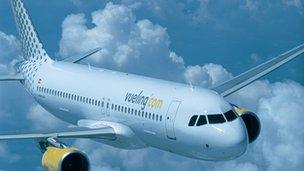 Un o awyrennau Airbus Vueling