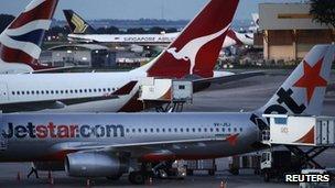 Jetstar plane in Singapore, 29 Oct
