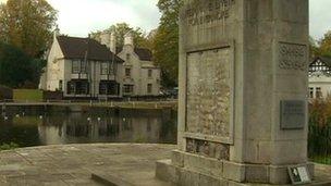 Carshalton war memorial