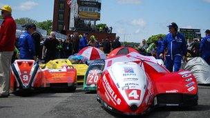 Sidecars at the TT races