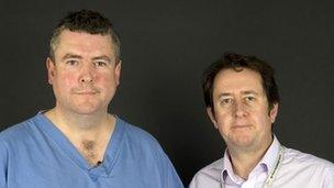 Jonathan Barry a Dr Jeffrey Stephens