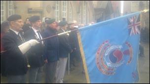 Y cofio yn Sgwar Y Frenhines, Wrecsam