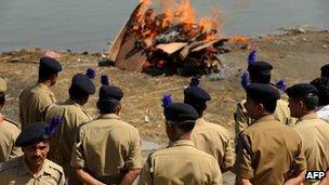 Funeral pyre of a CRFP troop killed in Dantewada, April 2010